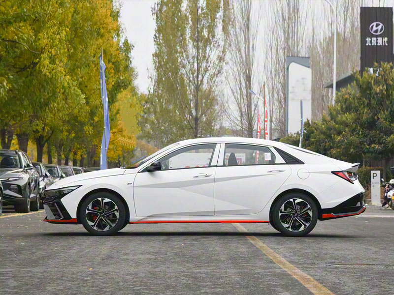 Automotive Foreign Trade: Opportunities and Challenges in the Global Market